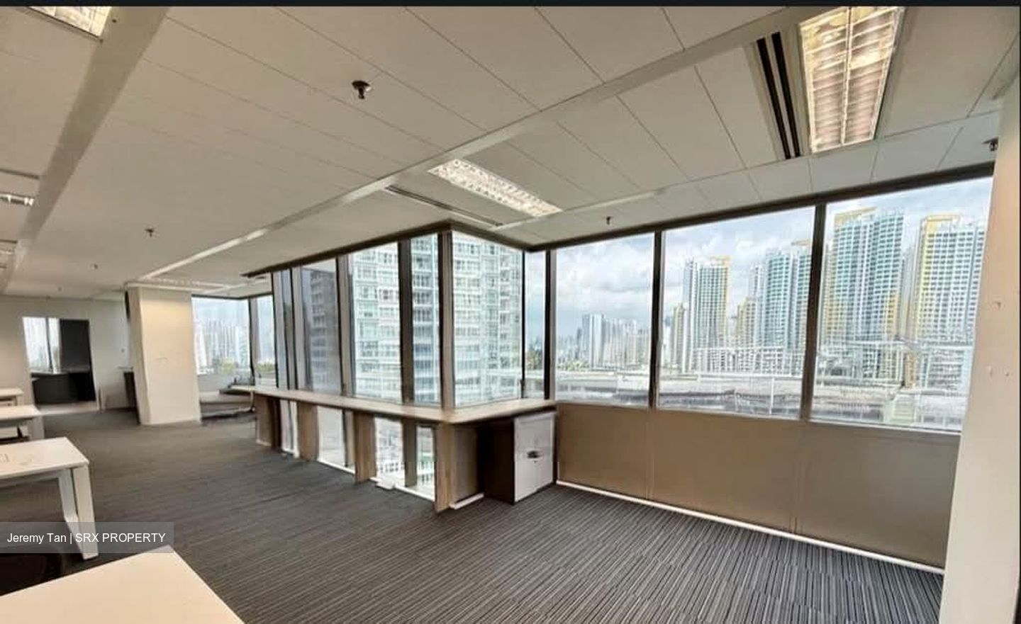 Central Plaza (D3), Office #572110091